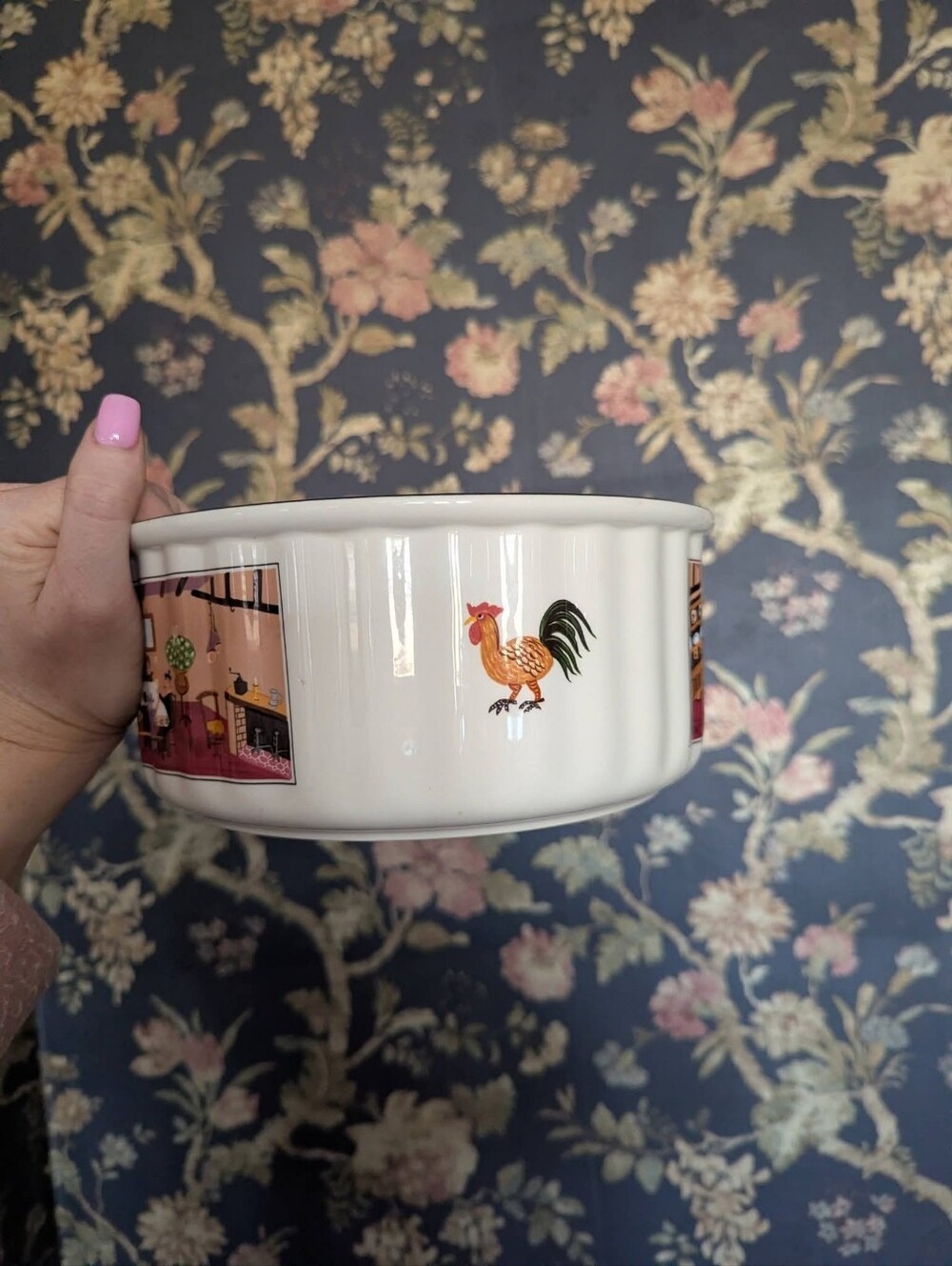 Villeroy & Boch White Naif Casserole Dish With Duck And Domestic Scene - Picture 2 of 5
